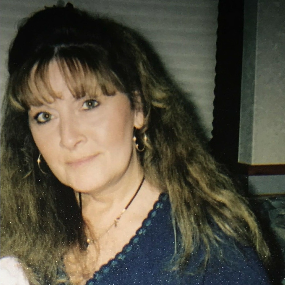 Meet your Posher, Liz carver. ,